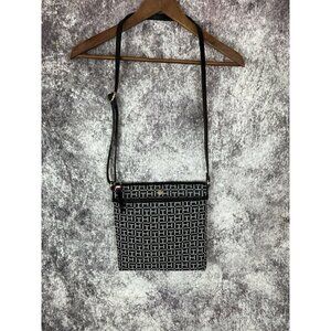 Tommy Hilfiger TH Women’s Blue Purse Leather crossbody Modern city life lux